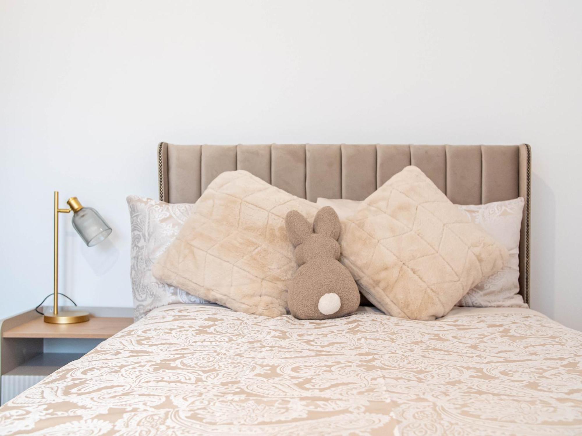 Belgian Studio Apt 2 Huddersfield Buitenkant foto